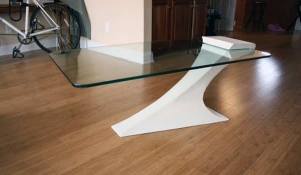 mesa-en-voladizo-acero-vidrio mesa-en-voladizo-acero-vidrio
