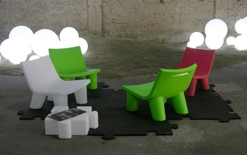 ‘Low Lita’, silla baja para el jardín low_lita-silla-exterior-polietileno