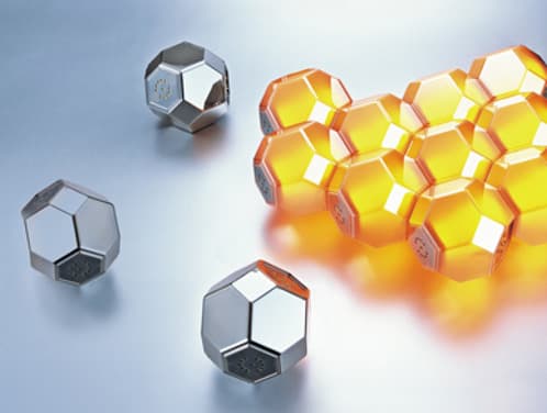 Crystal Light: lámpara de mesa con icosaedros imantados Lámpara LED Crystal Light