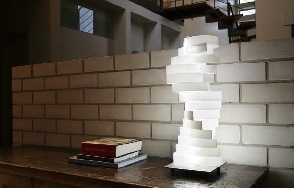 Lámparas OPUS: escultura luminosa en la mesa Lampara-Opus-agitato