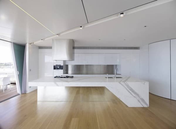 cocina-voladizo-moderno-atico-MPR_Design_Group cocina-voladizo-moderno-atico-MPR_Design_Group