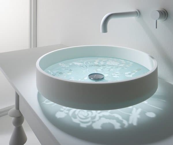 Lavabo Motif: creando un atractivo efecto en el baño lavabo-Motif-con-base-vidrio-tallado