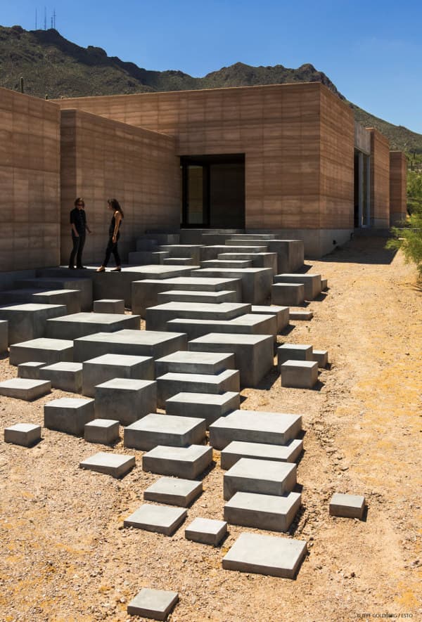 Retiro Tucson Mountain bloques-hormigon-entrada-Casa-Tucson-Mountain