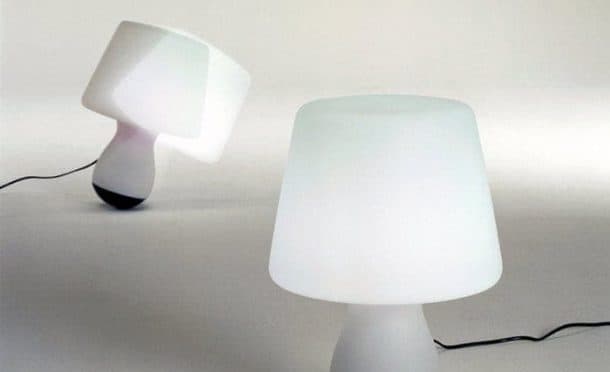 Mushroom Lamp: lámpara de mesa, siempre vertical mushroom lámpara de mesa tentetieso