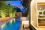 piscina-desbordante-patio-trasero-casa-Melbourne