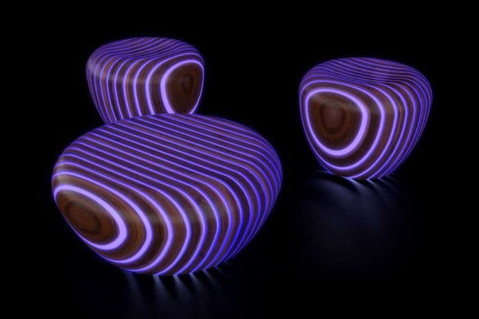Colección Maderas Brillantes, con resina y LEDs Maderas-Brillantes-luz-purpura