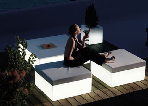 quadrat puf con led interior