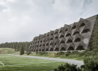 Ampliación de un hotel en Eslovenia fachada habitaciones Hotel Natura