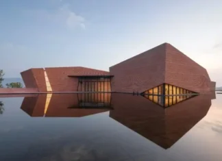 Centro Cultural Red Stone Formation exterior Red Stone Formation