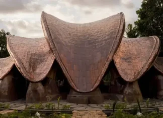 espacio para yoga meditacion Lumi Shala